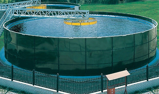 Bể sục khí nhà máy xử lý nước thải